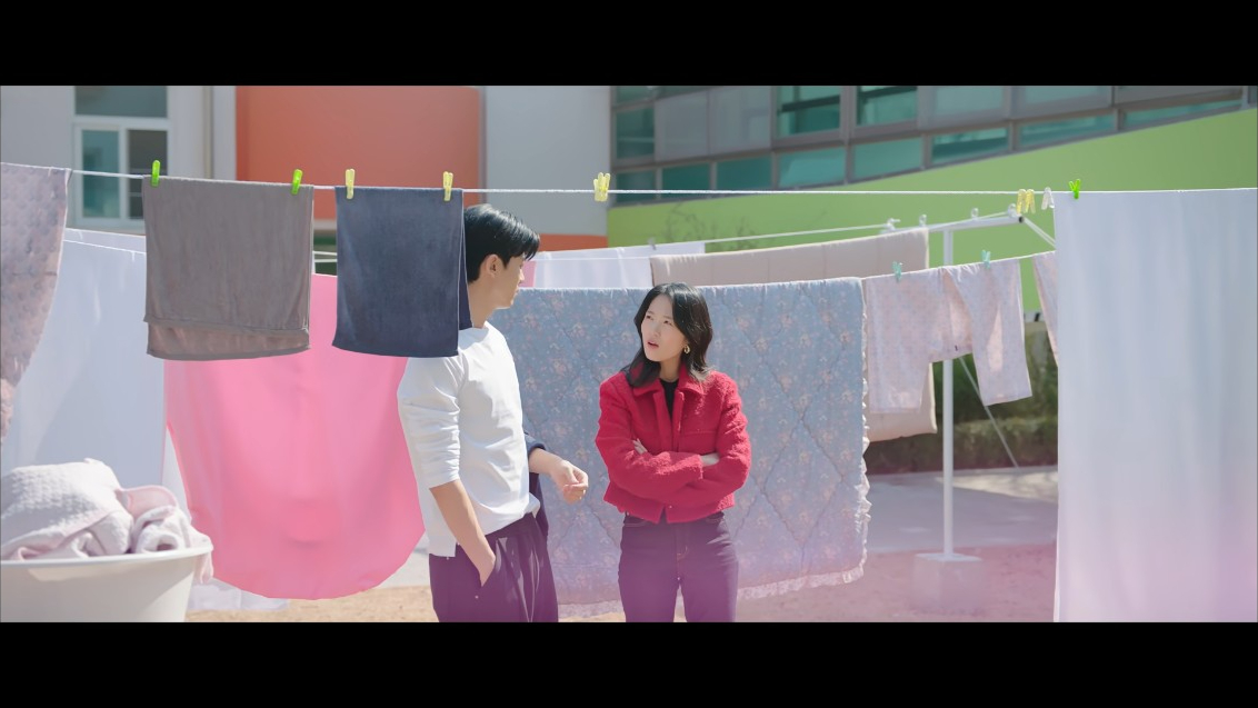 VS Netflix No Tailto Tell E7The Revengeof Memory 27 57