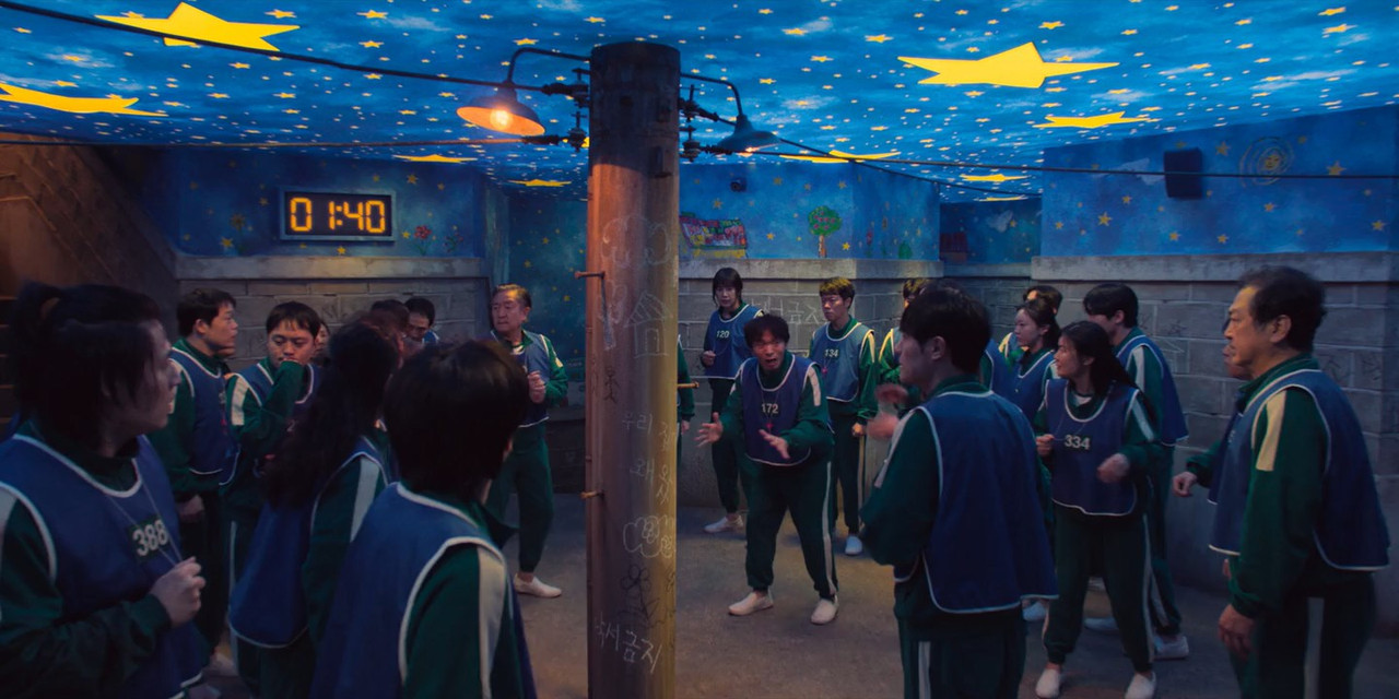 Squid Game (2025) Season 3 [Hindi + Tamil + Telugu + English] WebRip 480p 720p ESub - Complete Screenshot
