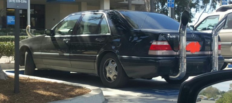 20 забавных фотографий, доказывающих, что «колхоз» в сознании неистребим