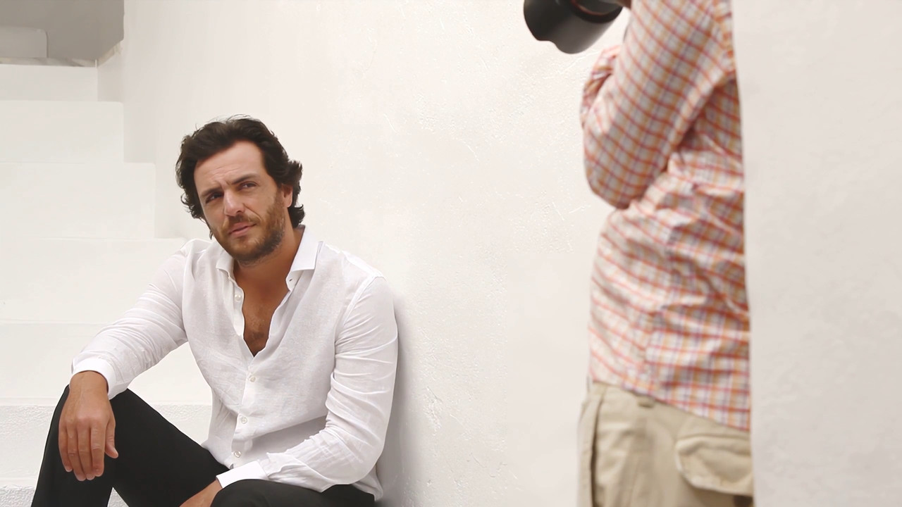 IstoÉ Gente _ Making-of Photoshoot _ Alinne Moraes e Rodrigo Lombardi.ts_snapshot_02.44.406