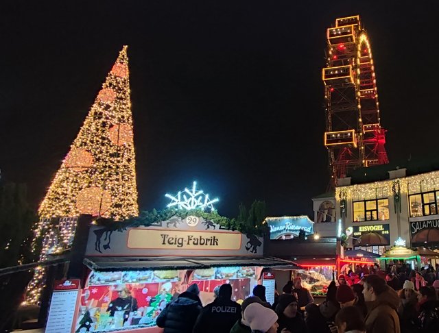 El Beso de Klimt, el soberbio Kunsthistorisches Museum y el Prater - Viena - Bratislava - Praga, Navidad 2024 (135)