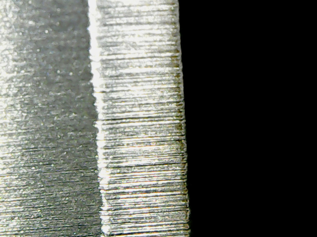 Edge - Spyderco Military S90V - 7