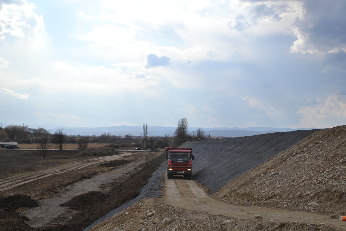 Linia 207 Simeria - Hunedoara, modernizare km0+000 - km2+700 DSC-7886