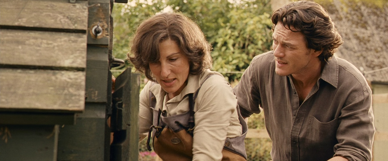 Tamara Drewe (2010).mkv_snapshot_00.15.10