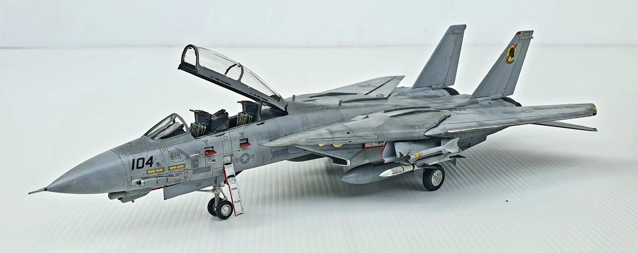 Fujimi 1/72 F-14A Tomcat, VFA-213 - Ready for Inspection