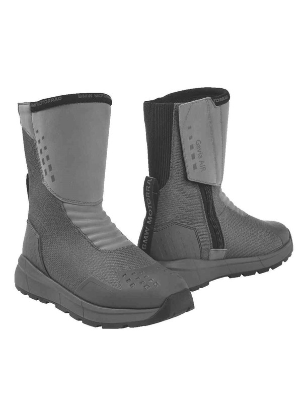 P90533936_highRes_bmw-motorrad-clothin