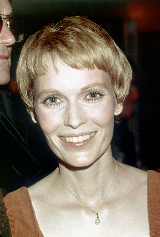 mia_farrow_b08
