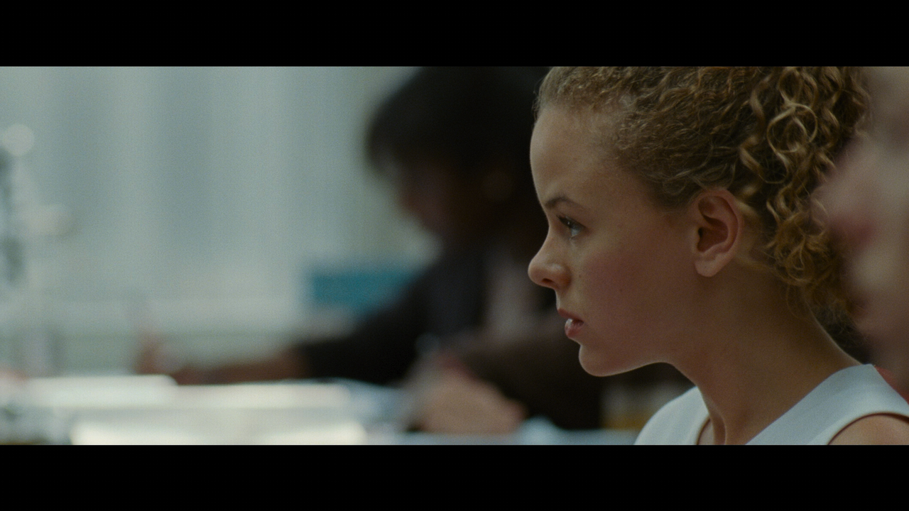 Warrior.2011.2160p.UHD.BDRemux.TrueHD.Atmos.7.1.HYBRID.DoVi.mkv_001302.317