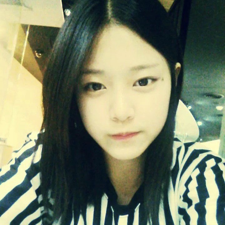 73690405-3152-4592-83CF-11B344B89F6E