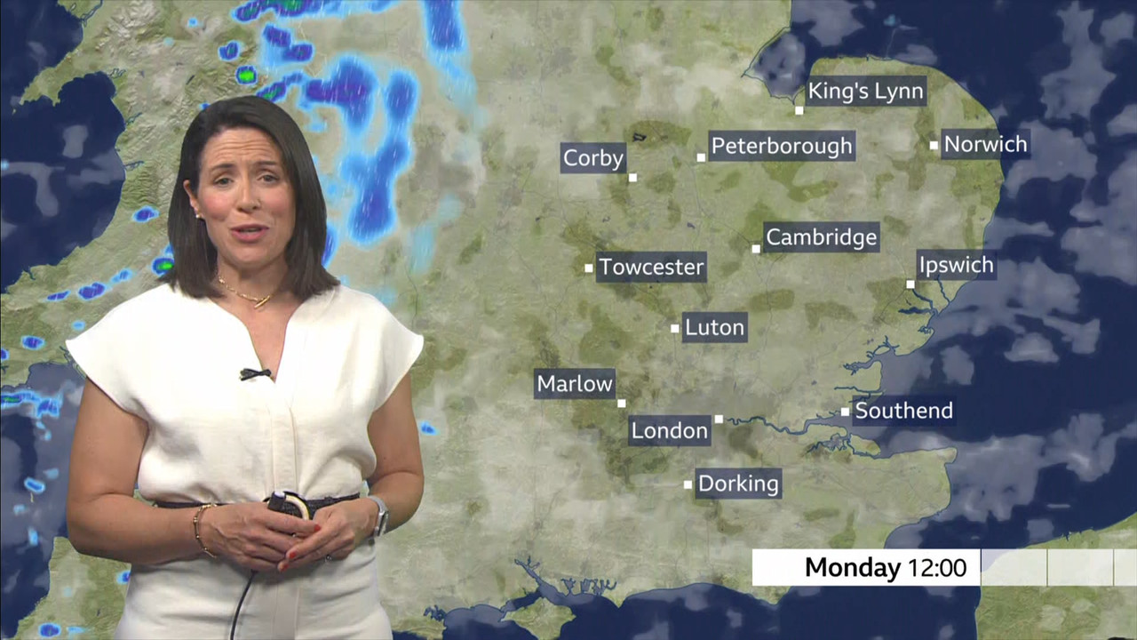 BBC London News_20230702_18001805.ts_snapshot_06.40.602