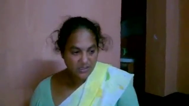 [Image: Indian-Mature-Aunty-Showing-Pussy-Boobs-...orn-06.jpg]