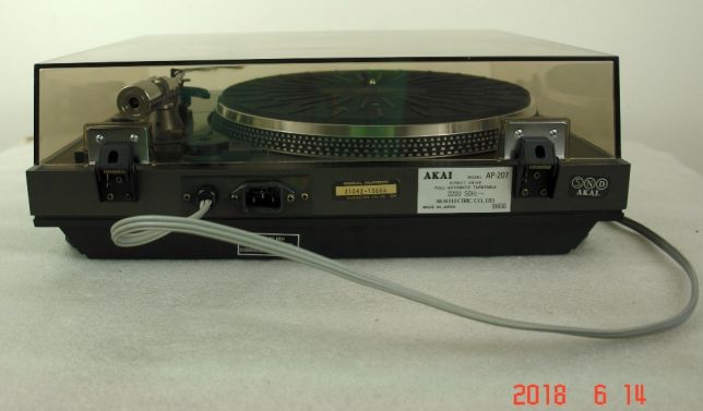 [Bild: 724665319-5-644x461-gramofon-akai-ap-207...ieckie.jpg]