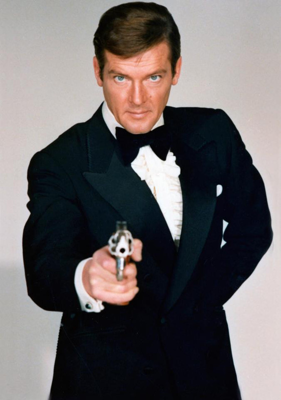 roger_moore_92