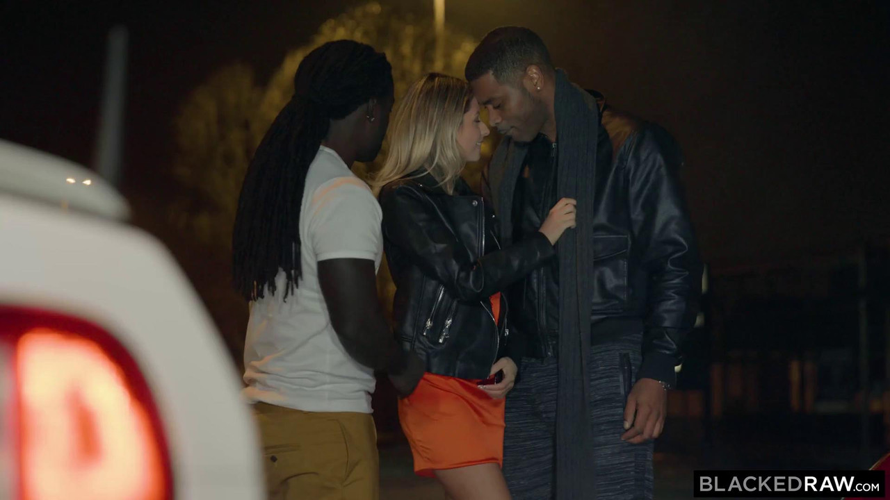 vlcsnap-2023-04-18-15h49m32s392