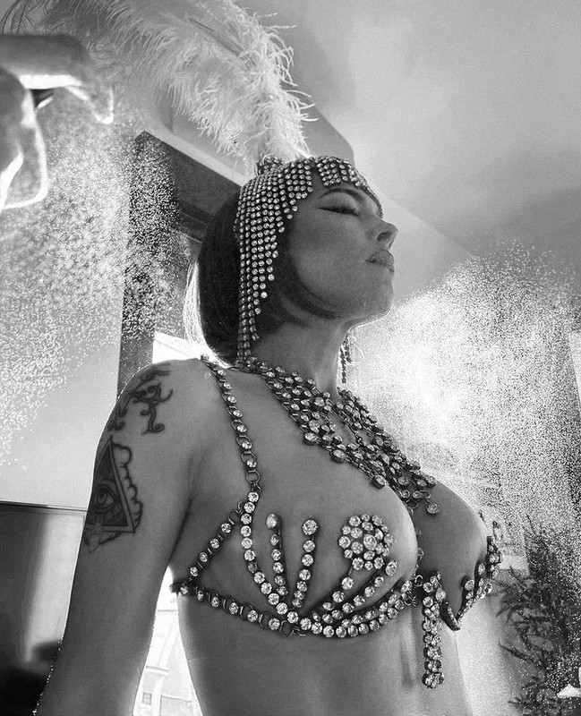 castelcabaretmelones5 (2)