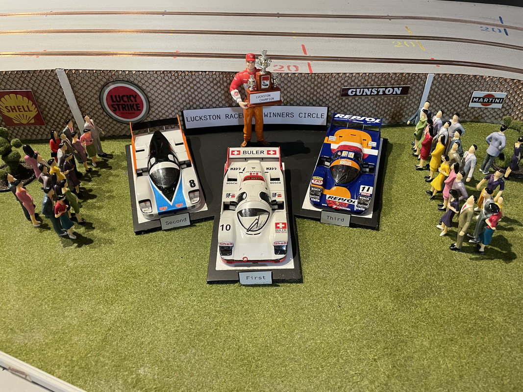 [Image: 04-AB7-AFA-D76-A-451-D-AB55-A48-FC42182-CF.jpg]