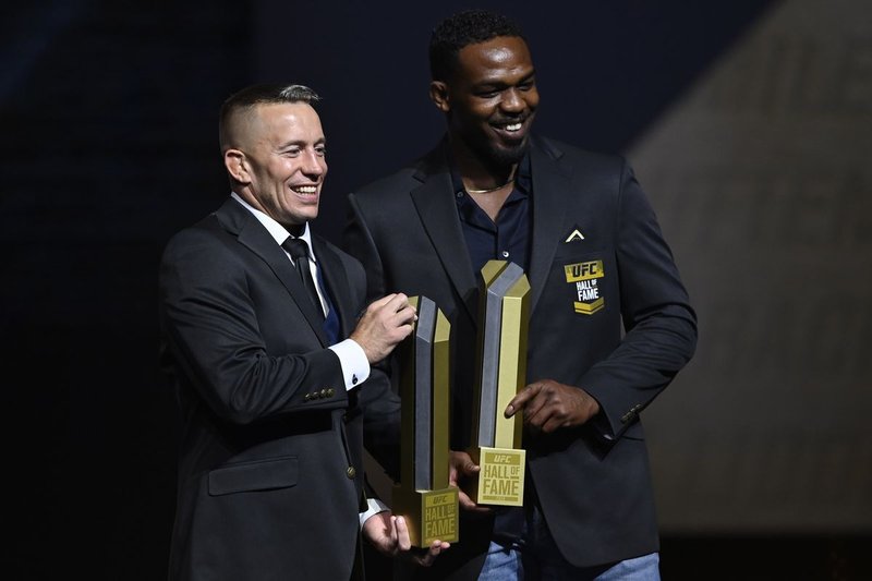 Жорж Сен-Пиер: Трудно ще намериш по-добър от Джон Джоунс