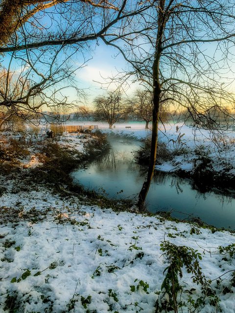 winter-snow-river.jpg