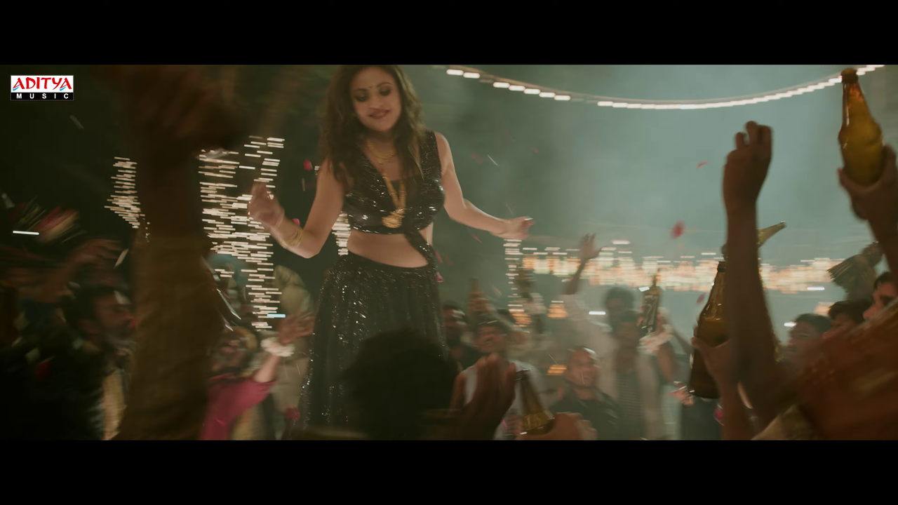 [Image: vlcsnap-2025-12-21-18h23m34s741.png]