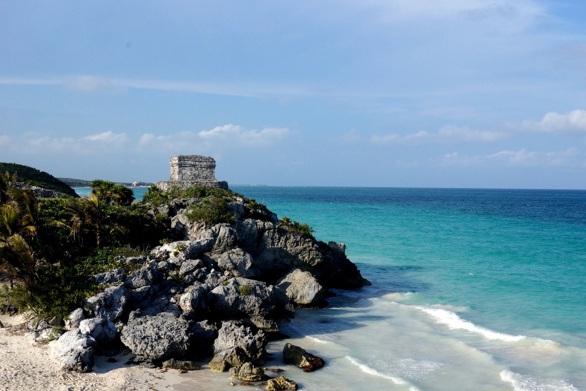  Descubren un chultún en la Zona Arqueológica de Tulum, e