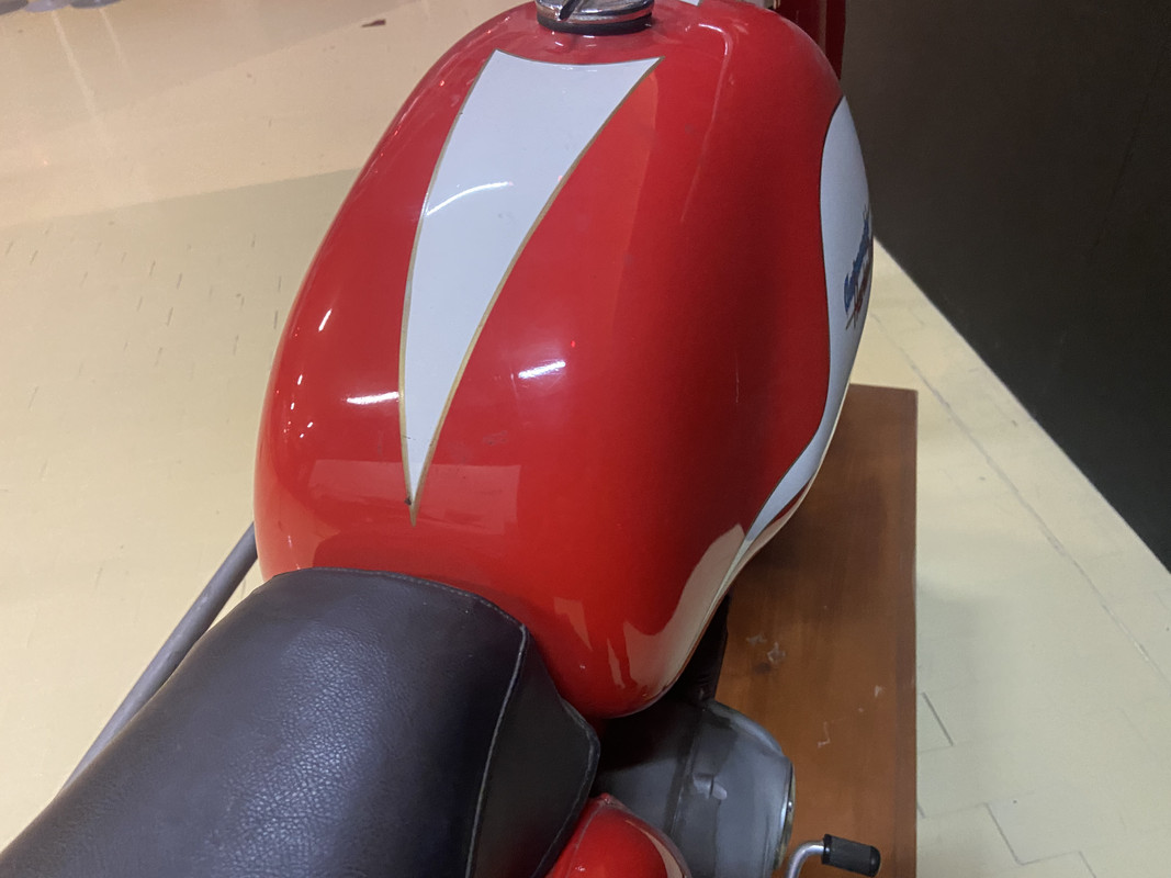 C13848C8-5F5E-4117-A6C3-5E1FA2F3995A