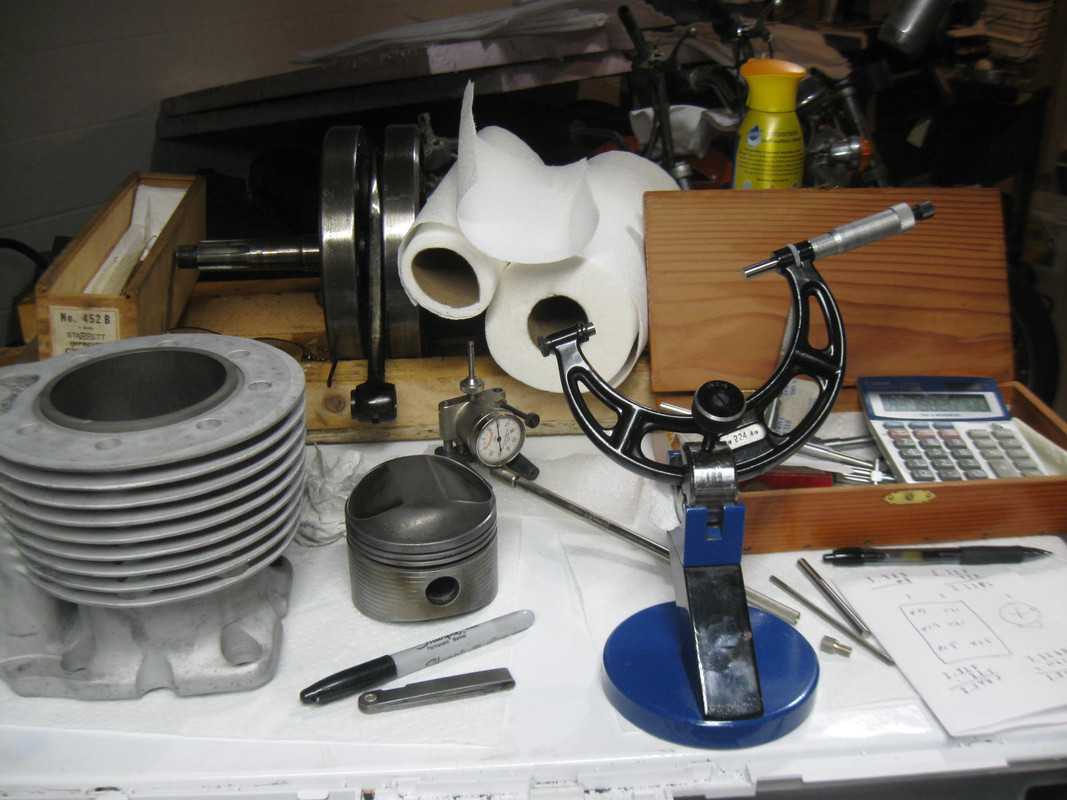 Piston:Cyinder clearance