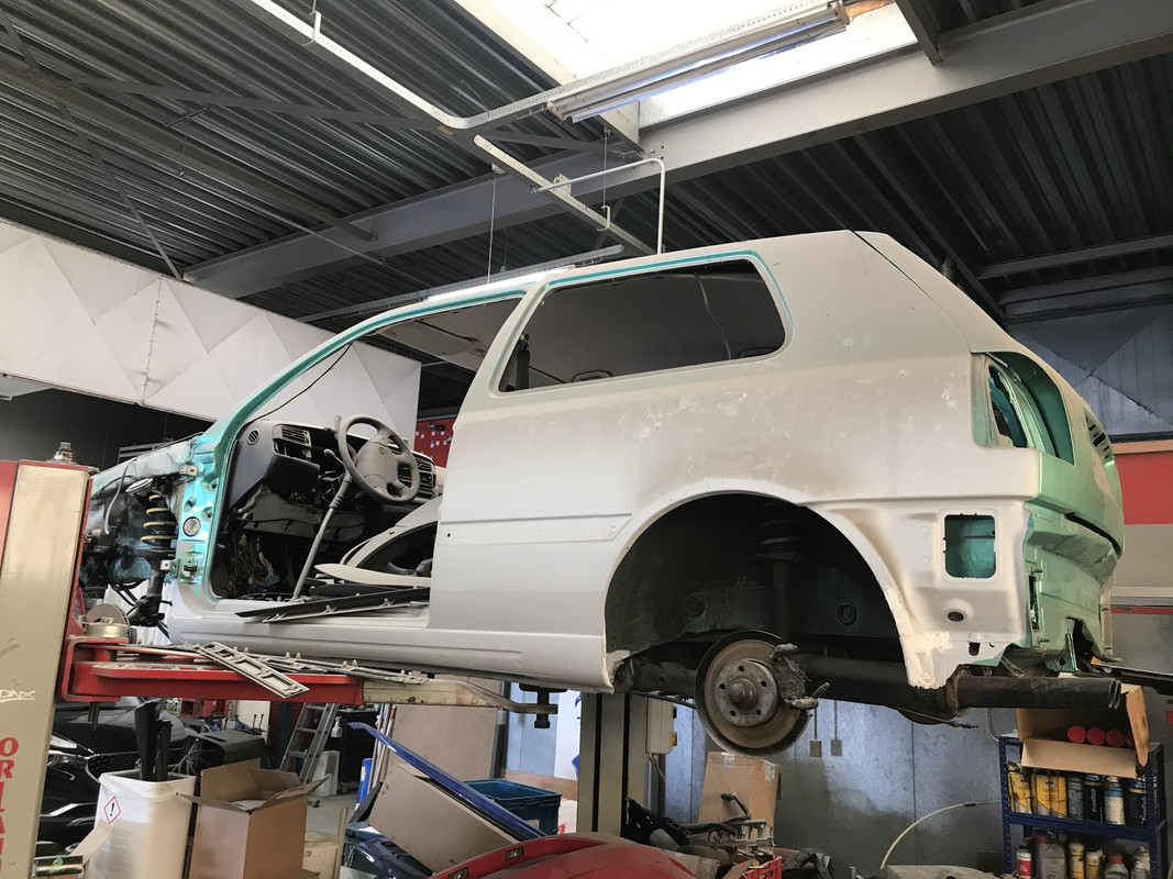 A023504A-43E9-40D0-BFDE-E946811236C0