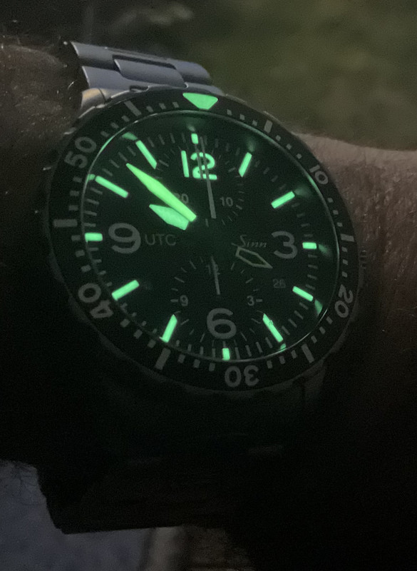 EA6E8BD6-C82B-409D-8F03-568D47752F33