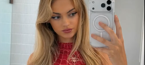 Bella Fat Tits Jiggle While She Films Mirror Video