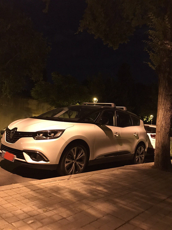 825CF40F-0DCB-4B53-B2EC-4194CAFDBF03