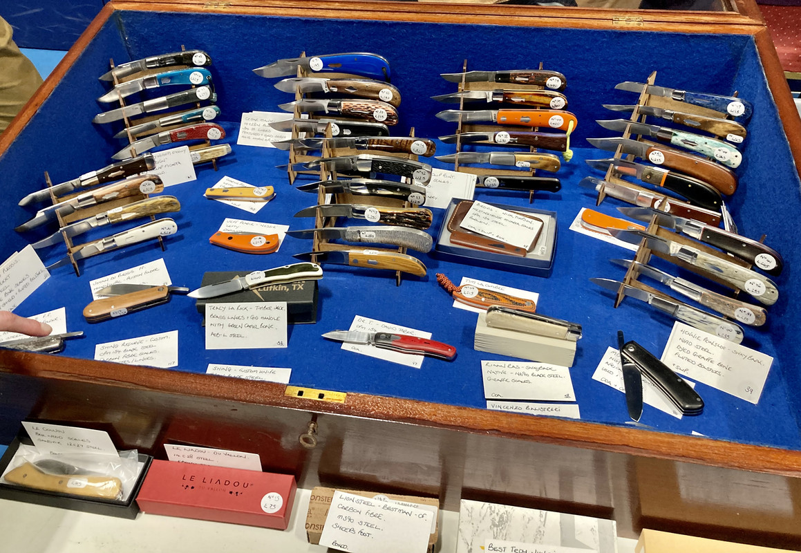 45B0A21E-4B2E-4706-8C6C-B51A8B19A340