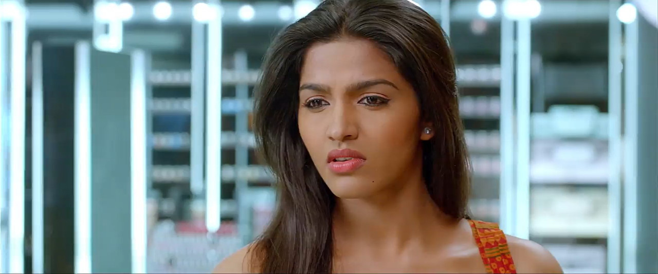 Ya Yaa 2013 WebRip [Tamil] 480p, 720p Screenshot