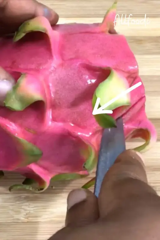 How to cut a dragon fruit: