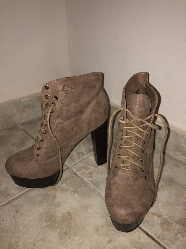 1CE25905-88AA-464F-81AC-BEE6CE346CC1