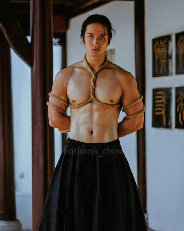 Photo by Chinese hunks 全球華男 on August 06, 2023.