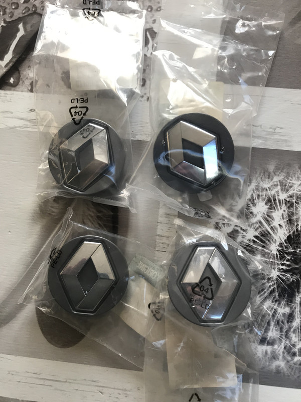 4ED7A990-BE9C-4AAC-8442-2E45DCBDA7E5