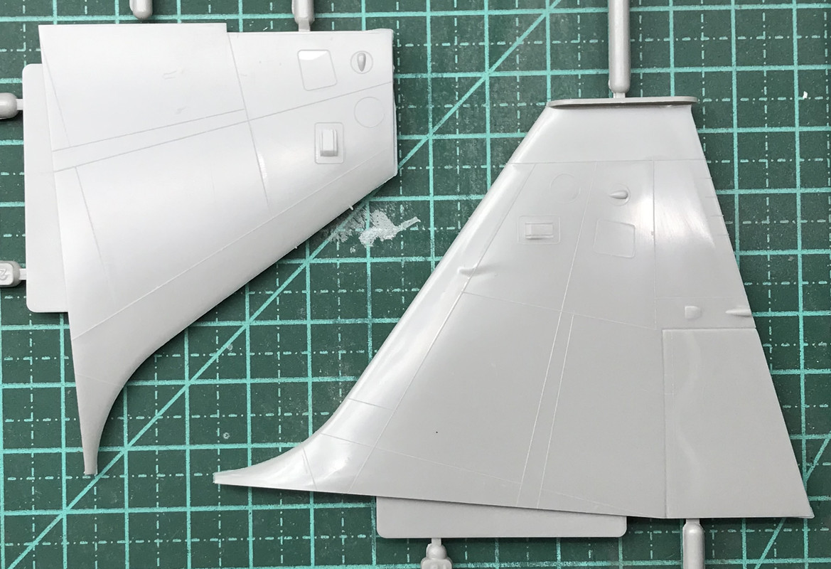 B12AF8B3-5C1C-4541-95F6-6EAFA828135D