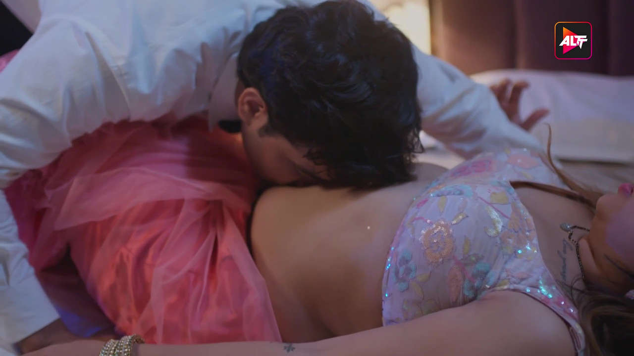 vlcsnap-2025-06-24-01h03m45s071