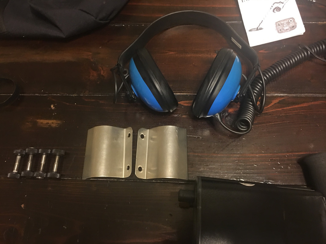 8DEE595C-37EA-4AD5-A91F-8E18F8DBBC2F