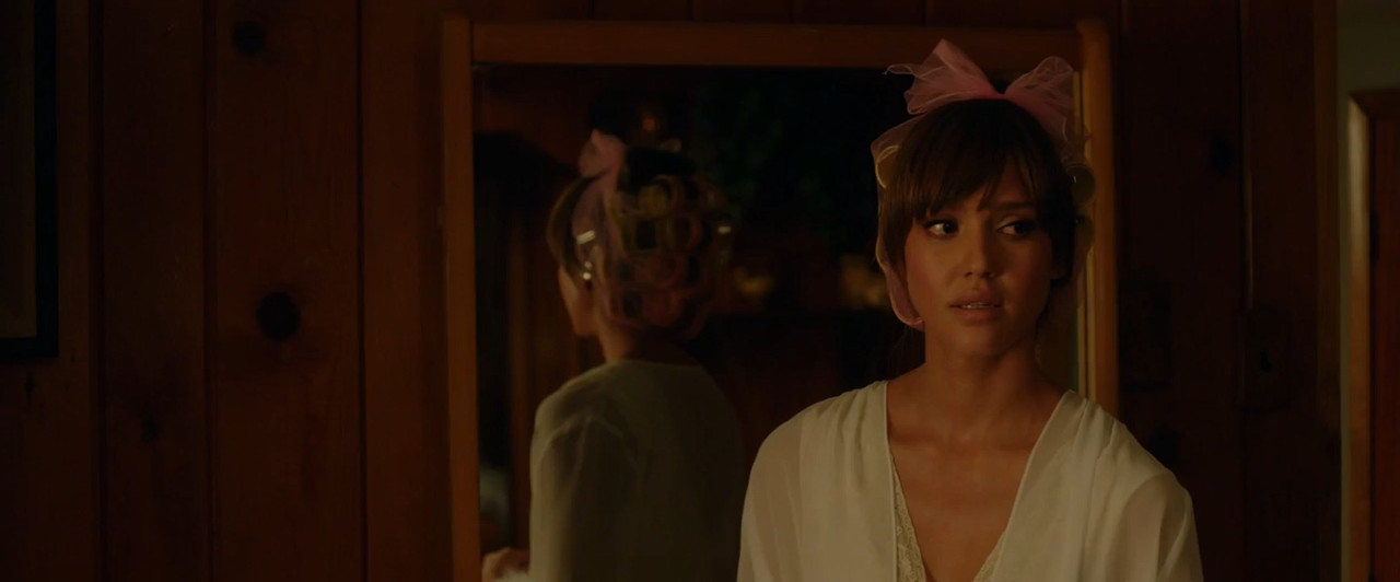 Dear Eleanor 2016 WebRip [Hindi + English] 480p 720p Screenshot