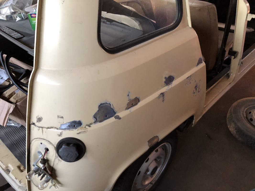 0C19A9D6-2368-4AA5-A664-C1819579F97A