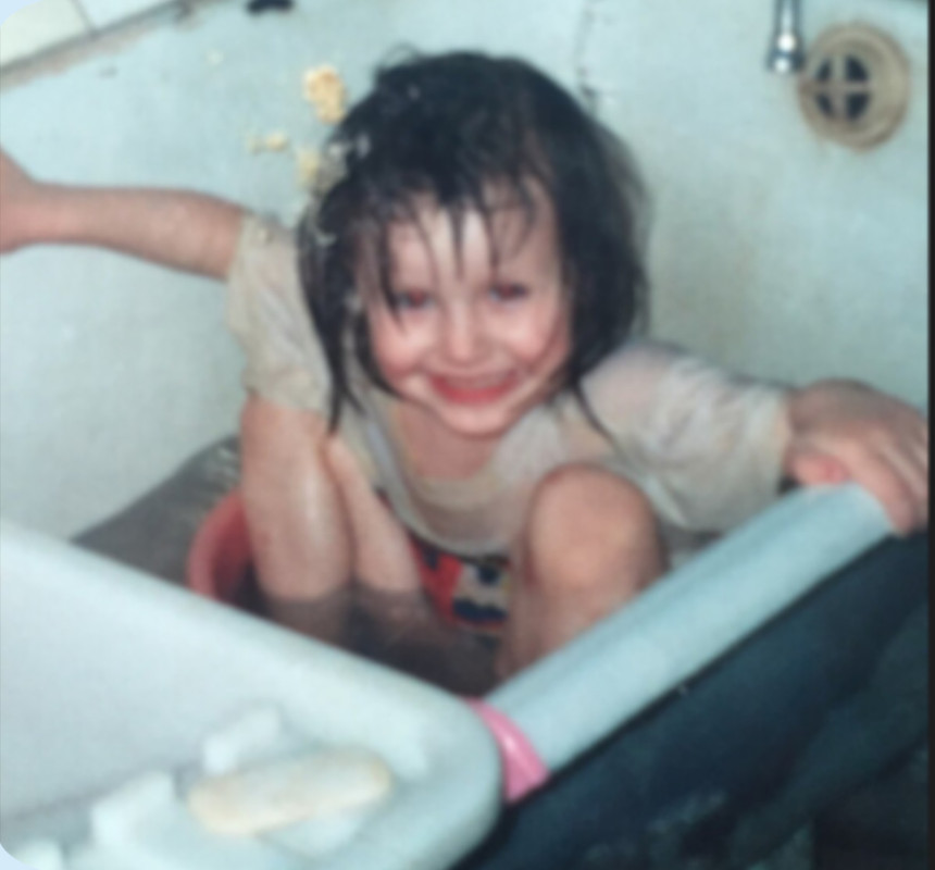 D03AE025-BAA5-4E7A-9E09-2E23391EEC4E