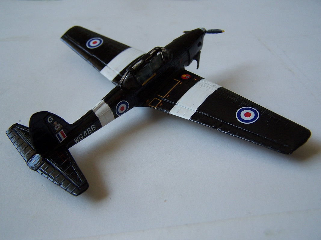 Airfix_Chipmunk_Black-RS