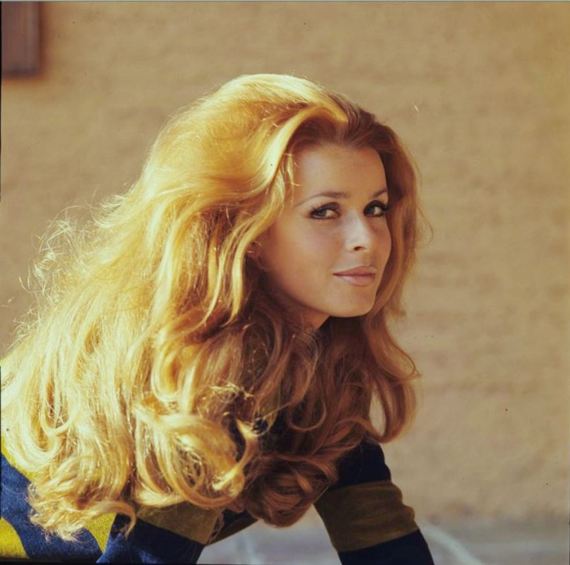Senta_Berger_mb44