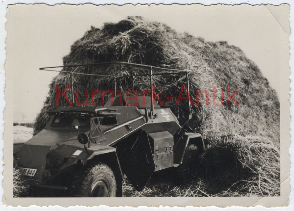 Foto Wehrmacht Panzer Spähwagen 261 222 Front combat Motiv 0223 