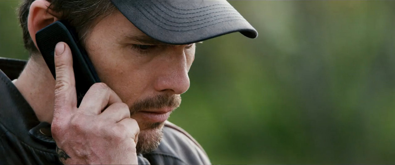 Getaway 2013 BluRay [Hindi + Tamil + English] 480p, 720p ESub Screenshot