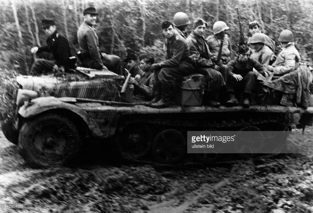 Gefangene Amerikaner und deutsche Soldaten währe