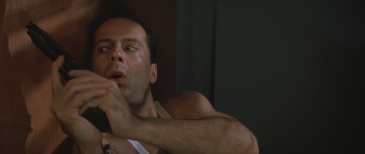 Die Hard (1998) 1080p BluRay MULTI AV1 Opus [AV1D].mkv_snapshot_00.32.24_[2024.12.20_17.05.54]