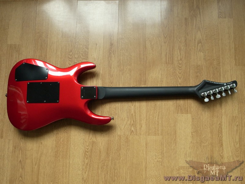 Alvarez_Villain_red-exch_021