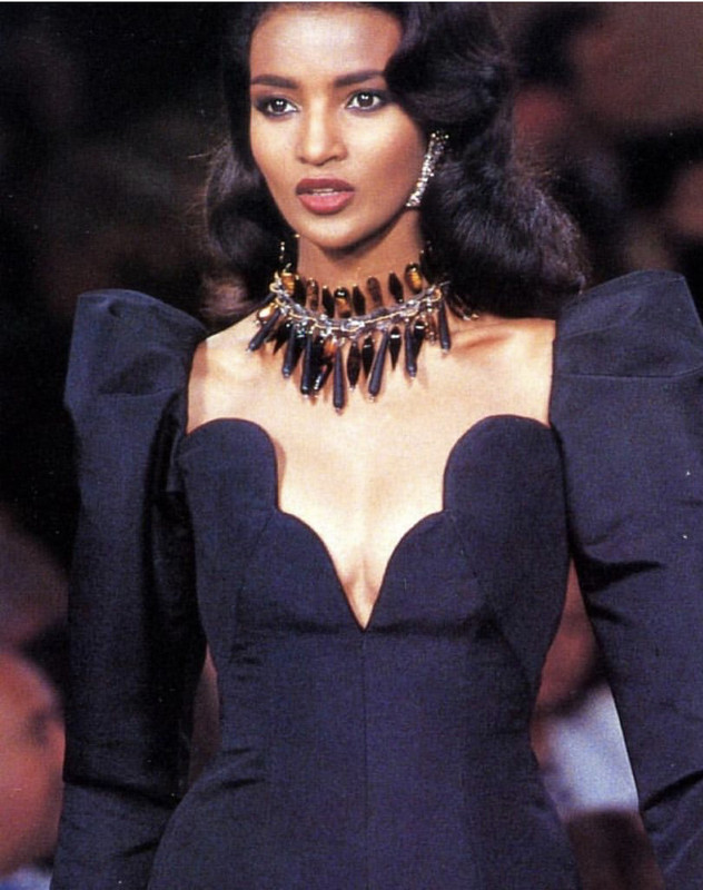 C5DA6819-4B25-47F3-8443-77FF7E53BA8E